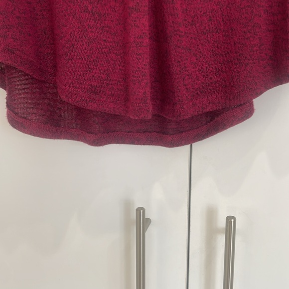 Ardene Blouse Tunic - Burgundy, Long Sleeve, V-Neck Zipper. - Picture 6 of 9